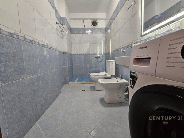 Tirane, jepet me qera apartament 1+1 Kati 2, 66 m² 600 € (Rruga Ylber Bylykbashi)