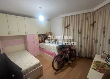 Tirane, jepet me qera apartament 2+1 Kati 2, 90 m² 700 €