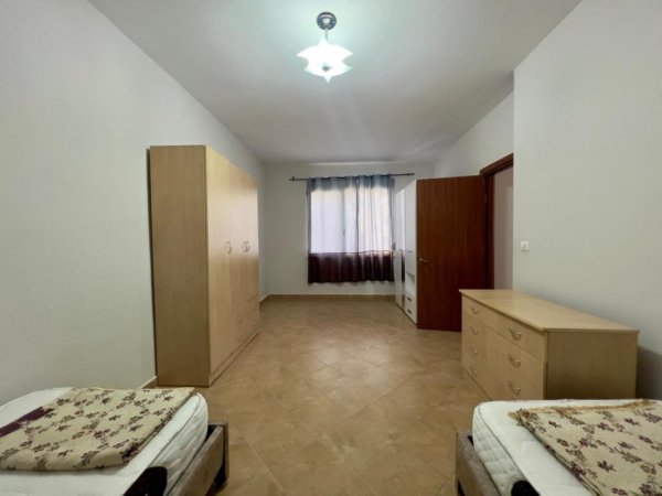 Tirane, jepet me qera apartament 1+1 Kati 6, 70 m² 550 € 
