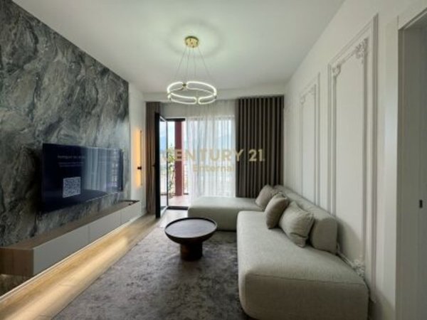 Tirane, jepet me qera apartament 2+1+Ballkon Kati 11, 110 m² 1.500 € (Garden Building)