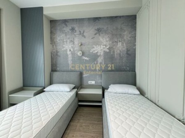 Tirane, jepet me qera apartament 2+1+Ballkon Kati 11, 110 m² 1.500 € (Garden Building)
