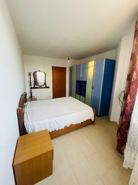 Tirane, jepet me qera apartament 1+1+Ballkon Kati 9, 71 m² 400 € (Yzberisht Hotel 7777)