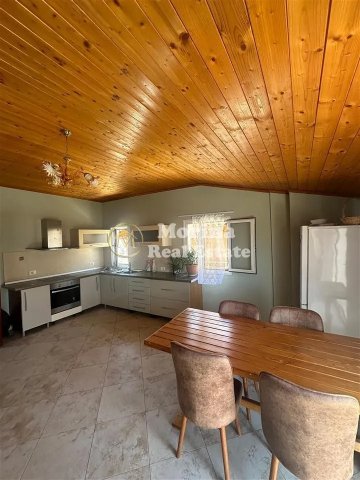 Tirane, jepet me qera shtepi 1+1 Kati 3, 75 m² 300 € (Kodra e Priftit)