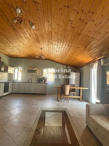 Tirane, jepet me qera shtepi 1+1 Kati 3, 75 m² 300 € (Kodra e Priftit)