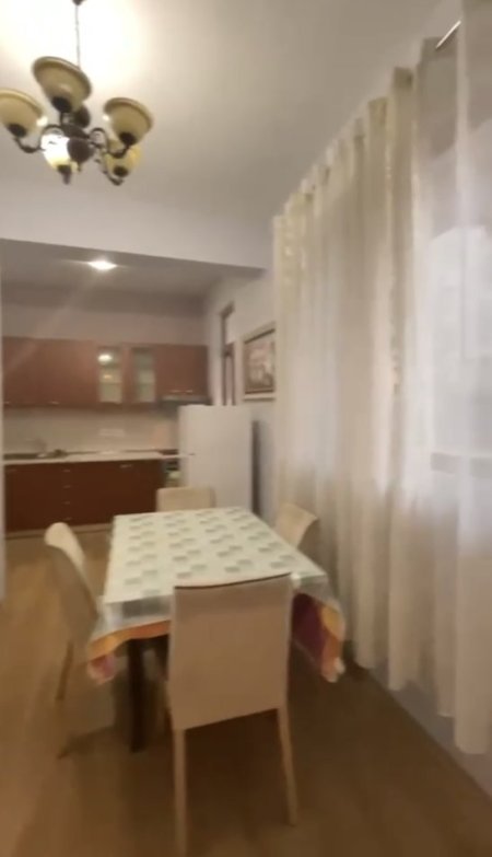 Tirane, jepet me qera 2+1+Aneks+Ballkon Kati 1, 100 m² 350 € (Amerikan 3)