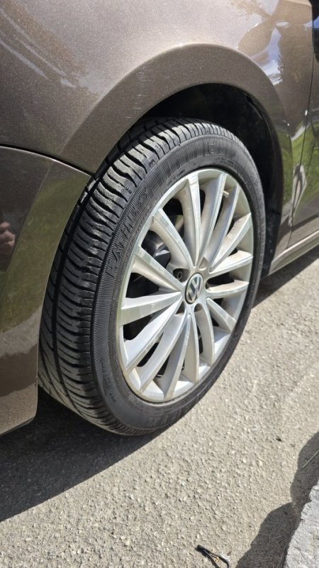 Tirane, shes Volkswagen Jetta 1.6 TDI Nafte, kafe automatik Kondicioner 165.000 km 6.000 €