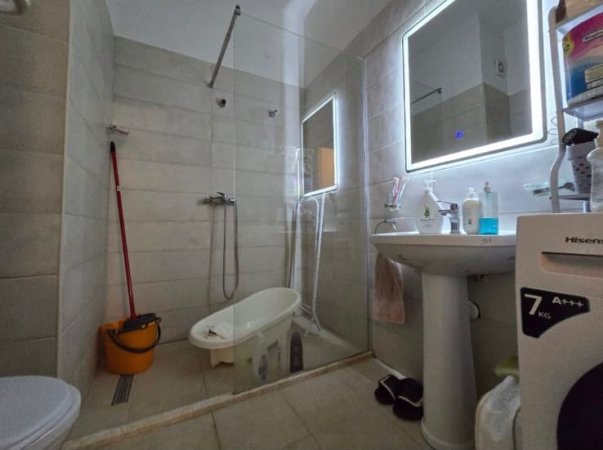 Tirane, jepet me qera 1+1 , (Kompleksi Mangalem 21, Ali Dem)