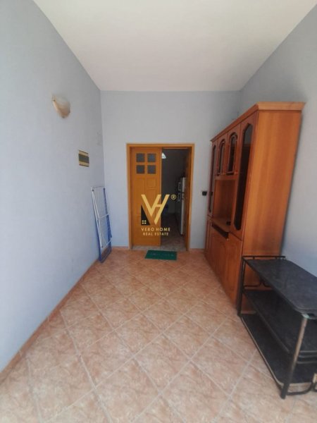 Tirane, jepet me qera apartament 1+1+Ballkon Kati 1, 70 m² 450 € (DON BOSKO)