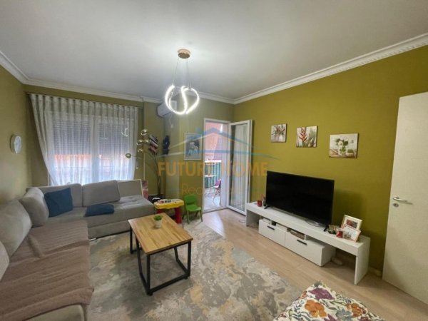 Tirane, shitet apartament 1+1 Kati 2, 74 m² 16.000.000 € 