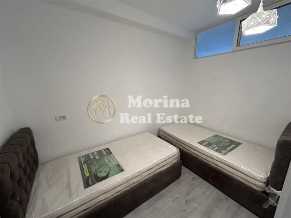 Tirane, jepet me qera apartament 2+1 Kati 3, 85 m² 650 € (Rruga 5 Maji-Emerald Center)