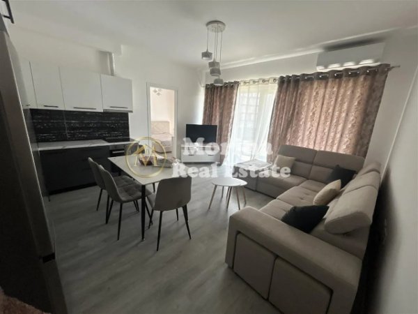 Tirane, jepet me qera apartament 2+1 Kati 3, 85 m² 650 € (Rruga 5 Maji-Emerald Center)