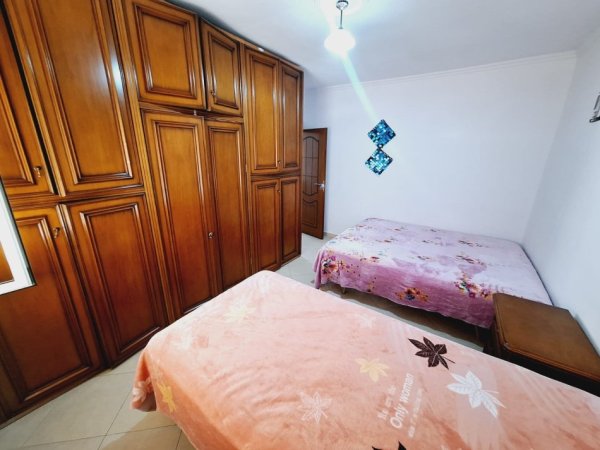Tirane, jepet me qera apartament 2+1 Kati 4, 70 m² 470 € (Qender prane rruges Fortuzi)