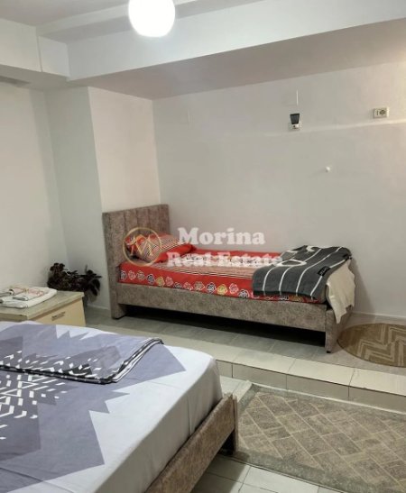 Tirane, jepet me qera apartament 1+1 Kati 1, 60 m² 410 € (Brryli)