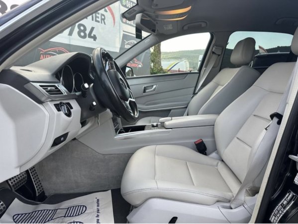 Fier, shitet makine E class Nafte, e zeze automatik Klima 187.000 km 13.000 €