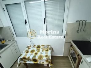 Tirane, jepet me qera apartament 2+1 Kati 3, 110 m² 600 € (Stacioni Trenit)