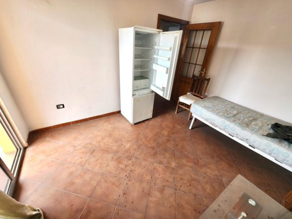SHITET: 3+1+2wc + Kuzh Vec  (📍21 Dhjetori - FIKS NE KRYQEZIM ) | 142m2 NETO -1380€/m²🔥(196,000€)
