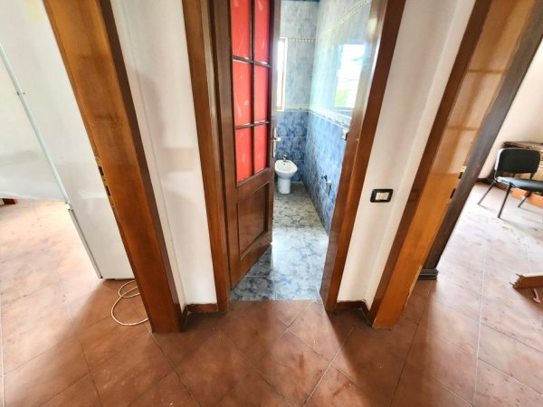 SHITET: 3+1+2wc + Kuzh Vec  (📍21 Dhjetori - FIKS NE KRYQEZIM ) | 142m2 NETO -1380€/m²🔥(196,000€)
