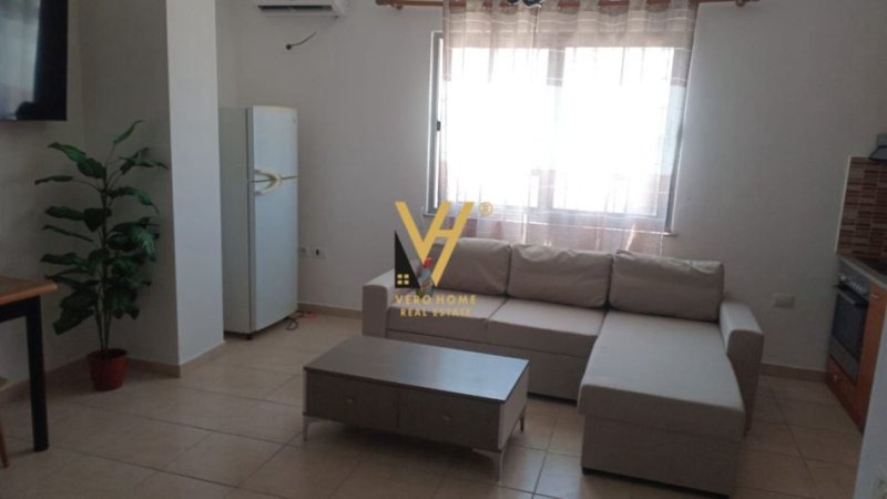 Tirane, jepet me qera apartament 2+1+Ballkon Kati 9, 85 m² 550 € (ASTIR)