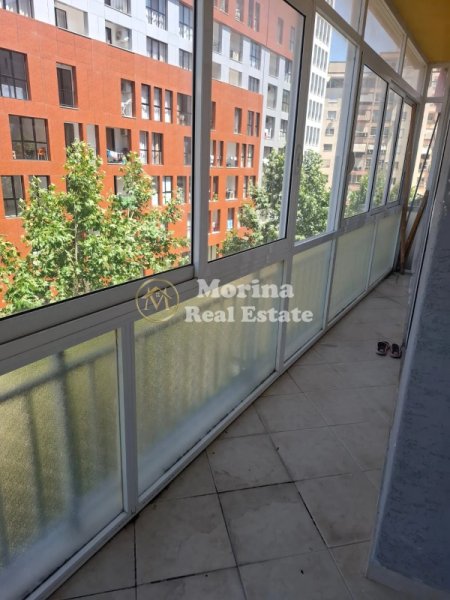 Tirane, jepet me qera apartament 2+1 Kati 3, 115 m² 500 € (Astir)