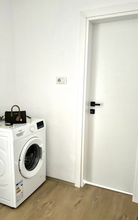 Tirane, jepet me qera apartament 1+1 Kati 2, 56 m² 500 € (Rruga Bardhyl)