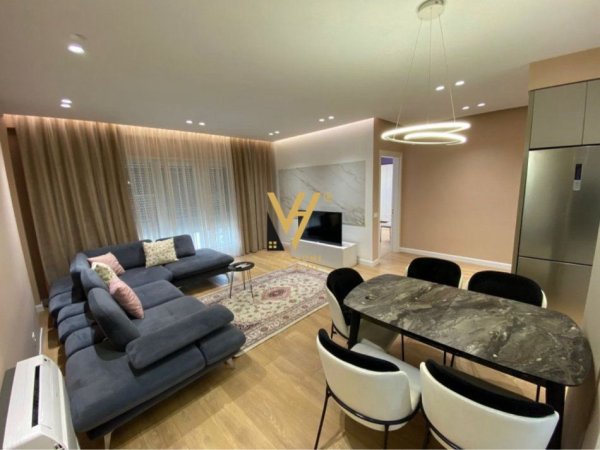 Tirane, jepet me qera apartament 2+1+Ballkon Kati 1, 100 m² 800 € (RRUGA E DIBRES)