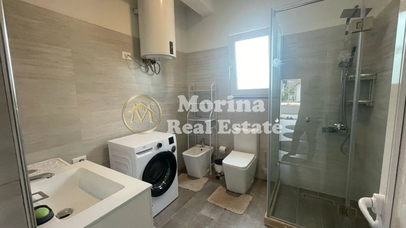 Tirane, jepet me qera apartament 2+1 Kati 2, 90 m² 600 € (Vilat Gjermane)