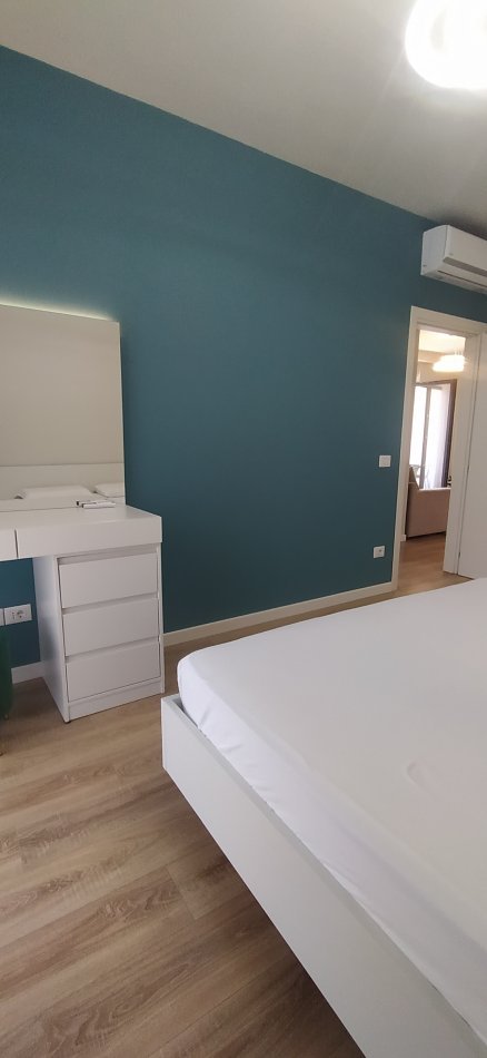Tirane, jepet me qera apartament 2+1+Ballkon Kati 3, 98 m² 750 € (KODRA E DIELLIT)