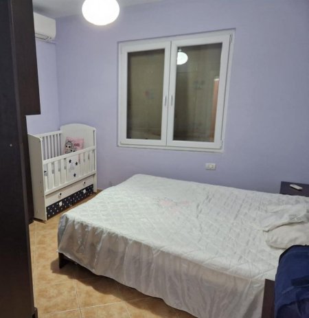 apartament-me-qera-tek-zogu-i-zi (1).jpeg