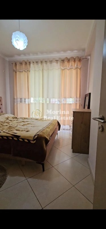 Tirane, jepet me qera apartament 1+1 Kati 4, 65 m² 350 € (Rruga Besim Alla)