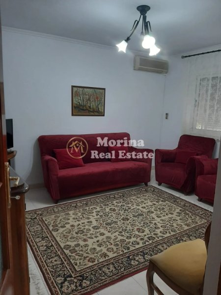 Tirane, jepet me qera apartament 2+1+Ballkon Kati 3, 85 m² 600 € (Bllok)