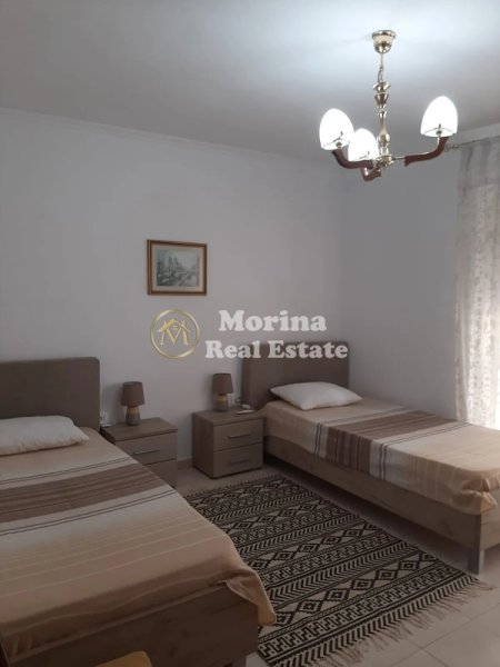 Tirane, jepet me qera apartament 2+1+Ballkon Kati 3, 85 m² 600 € (Bllok)