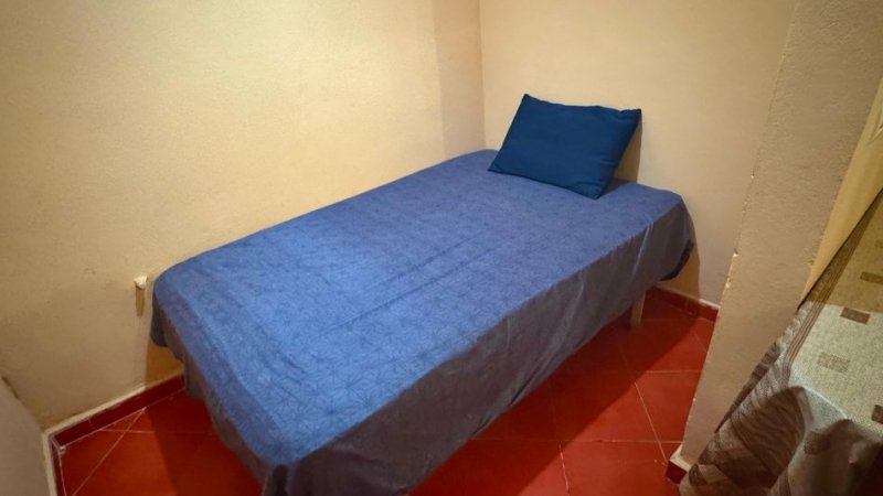 Garsoniere (€270) Kinostudio