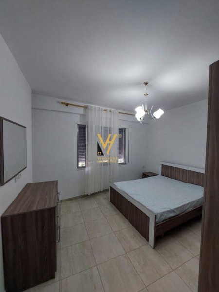 Tirane, jepet me qera apartament 2+1+Ballkon Kati 2, 80 m² 700 € (RRUGA IBRAHIM DERVISHI)