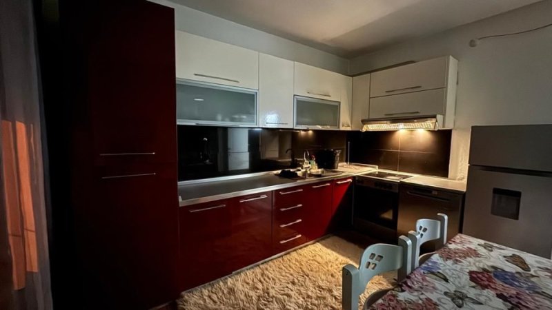 Tirane, jepet me qera garsonier Kati 1, 45 m² 450 € (Zogu i Zi)