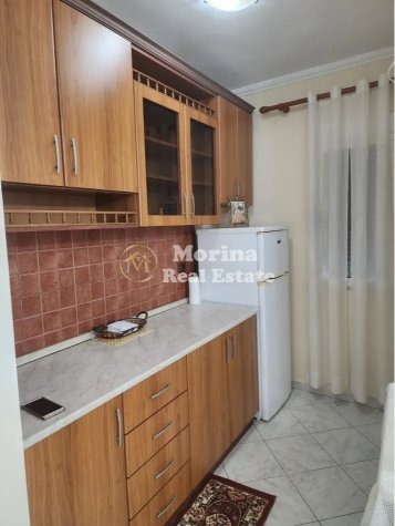Tirane, jepet me qera apartament 1+1 Kati 4, 60 m² 400 € (Bryli)
