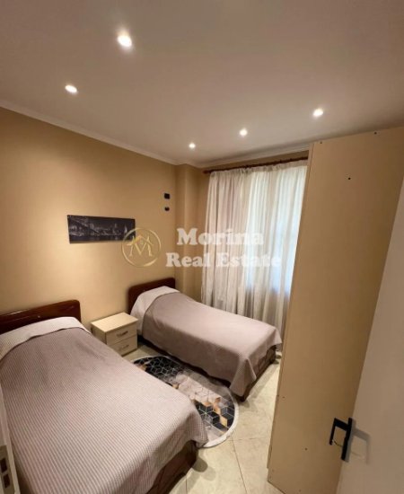 Tirane, jepet me qera apartament 2+1 Kati 1, 95 m² 500 € (Don Bosko)