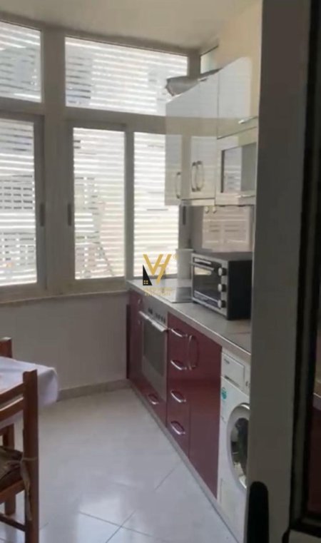 Tirane, jepet me qera apartament 1+1+Ballkon Kati 6, 60 m² 400 € (DON BOSKO)