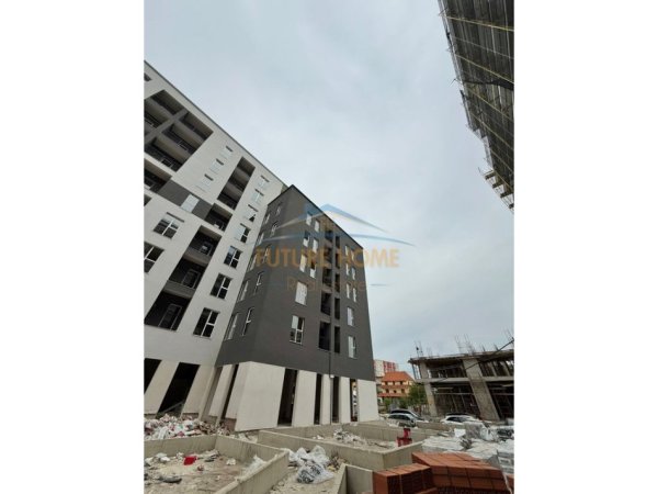 Shitet, Apartament 1+1, Casa Italia, Tirana Entry 3