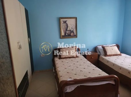 Tirane, jepet me qera apartament 1+1 Kati 1, 70 m² 400 € (Rruga e Elbasanit)