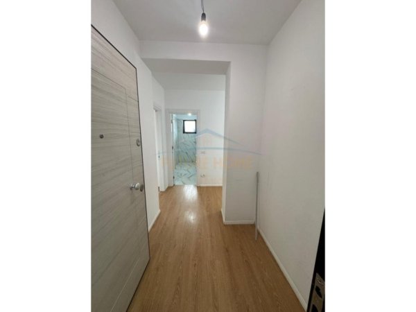 Tirane, shitet apartament 2+1 Kati 10, 112 m² 17.830.400 € 