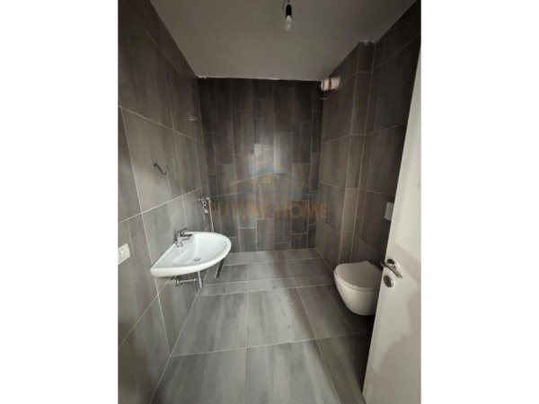 Tirane, shitet apartament 2+1 Kati 10, 112 m² 17.830.400 € 