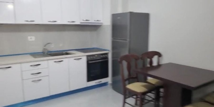 Tirane, jepet me qera apartament 1+1+Ballkon Kati 10, 70 m² 400 € (GOLDEN PARK AMERIKAN 3)