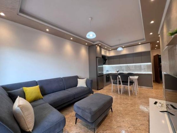Tirane, jepet me qera apartament 2+1+BLK Kati 6, 100 m² 800 Euro (Don Bosko)
