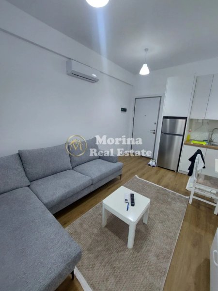 Tirane, jepet me qera apartament 1+1 Kati 4, 65 m² 450 € (Fresku)