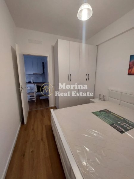 Tirane, jepet me qera apartament 1+1 Kati 4, 65 m² 450 € (Fresku)