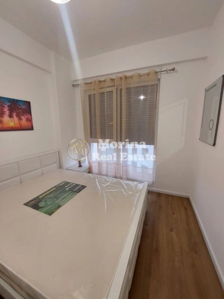 Tirane, jepet me qera apartament 1+1 Kati 4, 65 m² 450 € (Fresku)