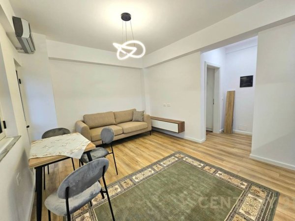 Tirane, jepet me qera apartament 1+1 Kati 4, 60 m² 600 € (Rr.Muhamet Gjollesha)