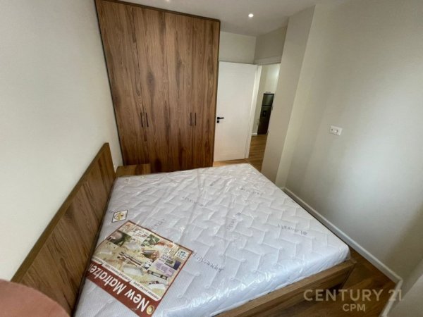 Tirane, jepet me qera apartament 1+1 , 50 m² 550 € 