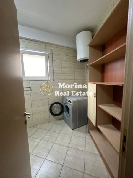 Tirane, jepet me qera apartament 1+1+Ballkon Kati 3, 70 m² 550 € (Pazari i Ri)