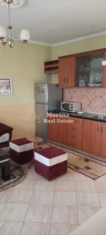 Tirane, jepet me qera shtepi 2+1 Kati 1, 74 m² 400 € (Oxhaku)